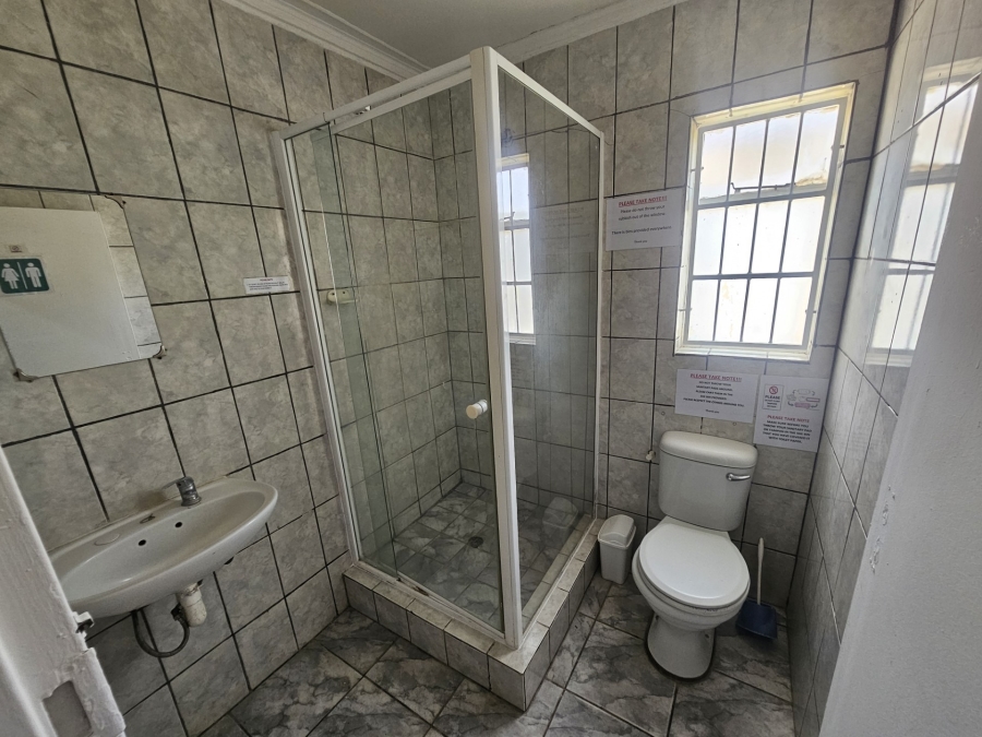 10 Bedroom Property for Sale in Brandwag Free State